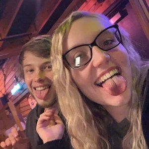 Meet your Posher, Devin